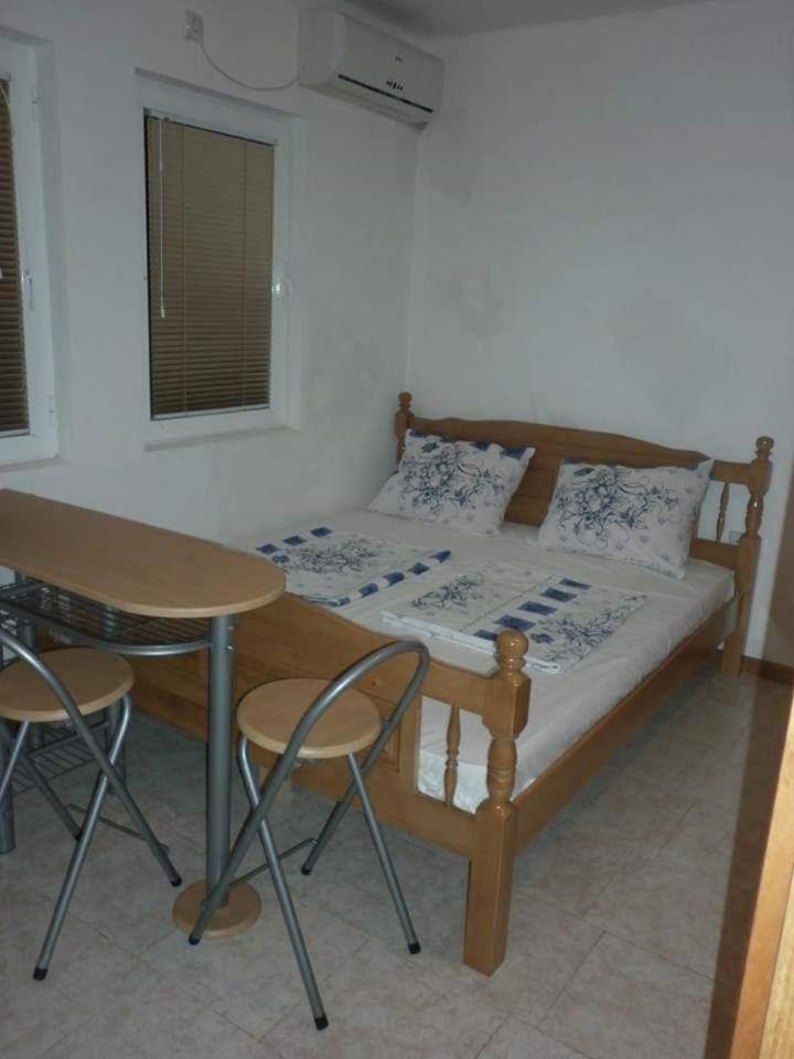 Apartments Emerald 울친 외부 사진